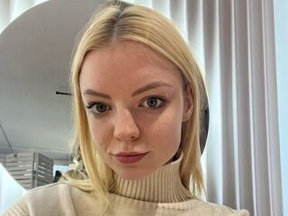 kinky cam photo CarlenePattie