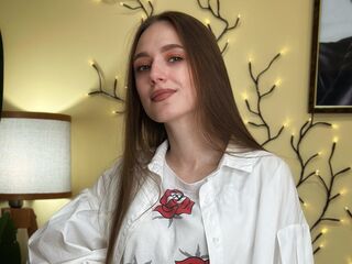 cam girl CatherynAkey
