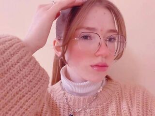 chatroom webcam pic CathrynBendell