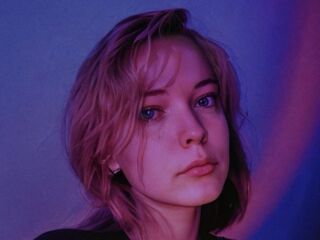 cam girl livecam CharlieFenniman
