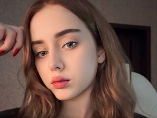 beautiful girl ChelseaCarl