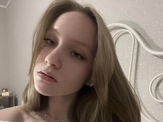 dity cam show CutieKit