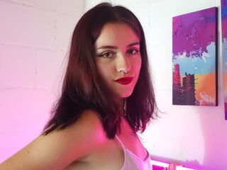 camgirl playing with sex toy DaffneBelluci