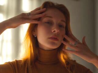 naughty cam girl DaisyDaines