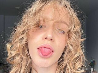 chatrubate cam girl DaniaGanis