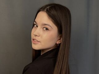 free webcam chat room DarlineAugeri