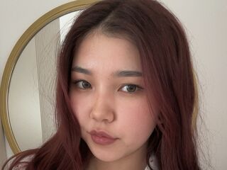 hot cam girl masturbating with vibrator DebbiPitts