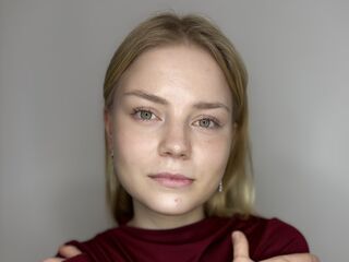 kinky video chat performer DelenaLabonne