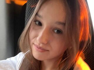 cam chatroom DelorseDoderer