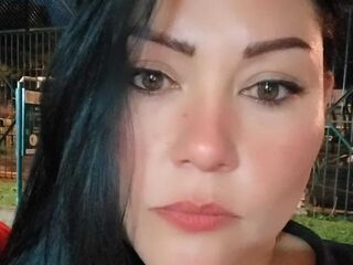 nude camgirl pic DevoraBarone