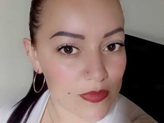 cam whore live DinaCarls