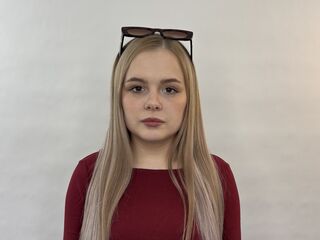 hot cam slut DonellaAutobee