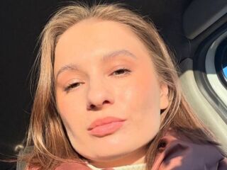 naked camgirl masturbating DonnieFreed