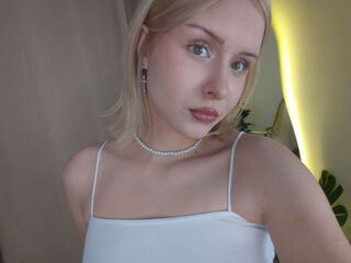 free livesex DorisMaurs