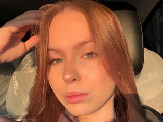 webcamgirl chat room ElizaBless