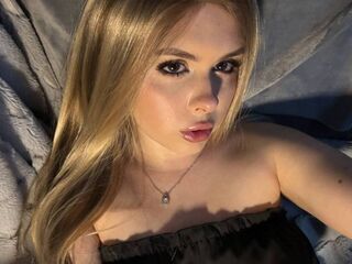 cam show ElvaBrown