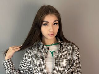 camwhore masturbating with vibrator ErlinaCarl