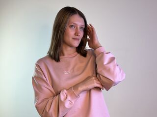 cam girl masturbating with vibrator EugenieDolores