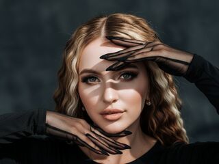 masturbating cam girl EvaVibe