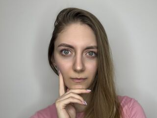 webcamgirl chatroom GenevaAndrode