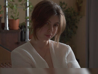 cam girl fingering HannaSita