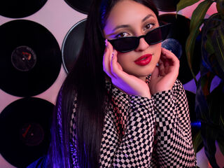 live teaser web cam HanniClark