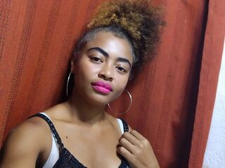 masturbating cam girl HarenTsoa