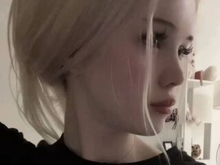 free live chart room HeatherHeinitz