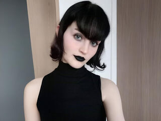 camslut showing tits HiediChilo