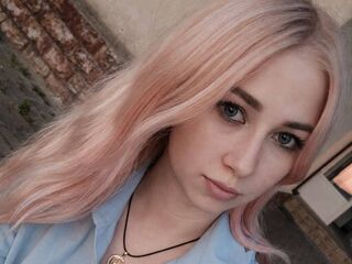 cam girl masturbating with sextoy IsabelManha