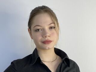 hot naked webcam girl JanuaryBuswell