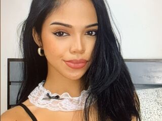 camslut masturbating JasmineStones