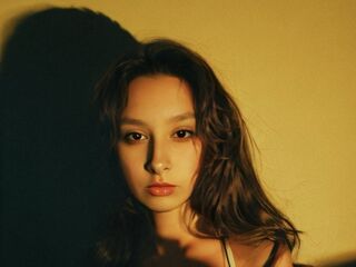 hot cam girl masturbating with dildo JeanaQuandt