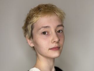 cam girl photo JenelleBarette