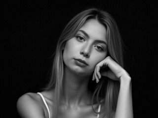 chat with cam JulianaTase