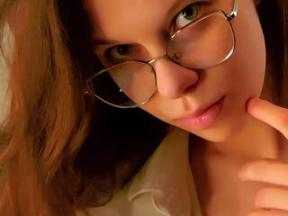 beautiful camgirl JulinaGoroven