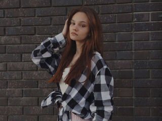 camwhore masturbating with sextoy KaiKiening