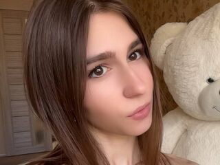 strip tease KarieChuong
