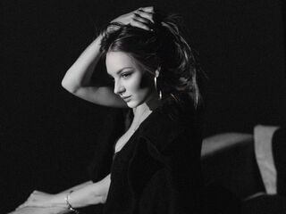 naked girl with live cam masturbating KatarinaVix