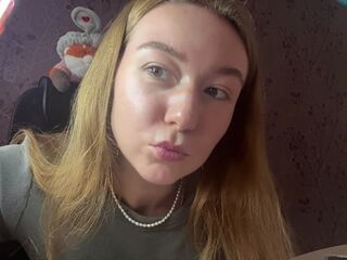 naked cam live KayeEliasen