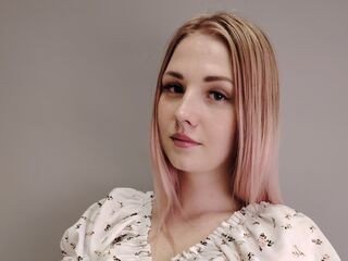 adult cam show KelleyRamano