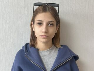 nude webcam KimSherm