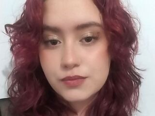 webcam striptease show KithyBonnie