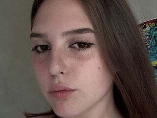 naked girl with webcam masturbating with vibrator KristiToy