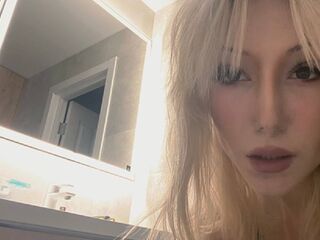 free nude webcam show KristiiLake