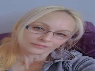 adult cam chat LadyAzura