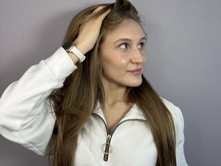 adult web cam chat room LatrinaBrounson