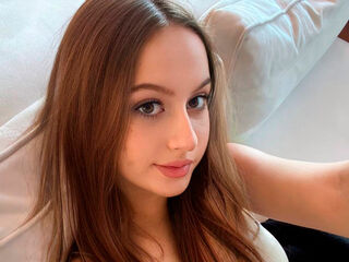 girl chat LaurenSaintie