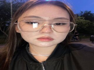 fingering girl cam LauriMoradel