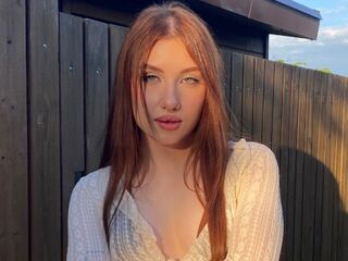 fingering cam slut LeeannaDimattia